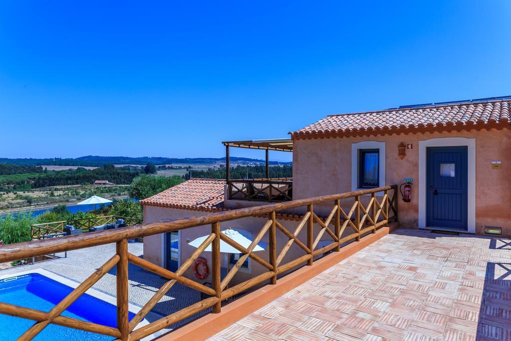 Maison d'hôtes Monte Soalheiro à Zambujeira do Mar Extérieur photo