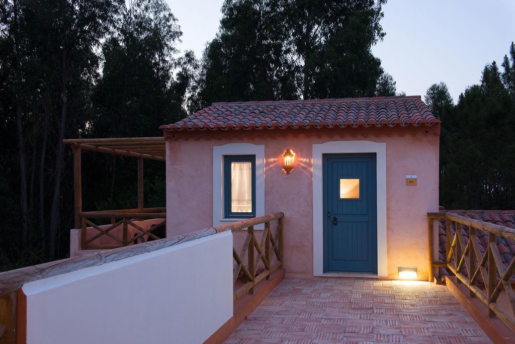 Maison d'hôtes Monte Soalheiro à Zambujeira do Mar Chambre photo
